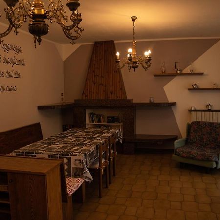 Da Zia Maria Casa Vacanze Monasterolo del Castello المظهر الخارجي الصورة